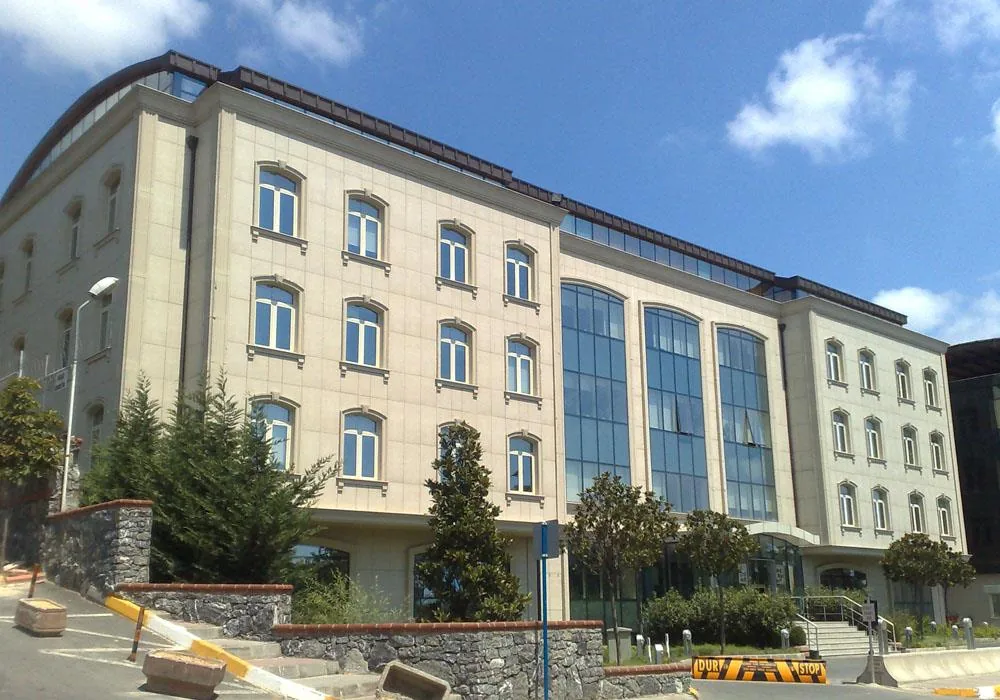 YILDIZ HOLDİNG YÖNETİM BİNASI - ÜSKÜDAR